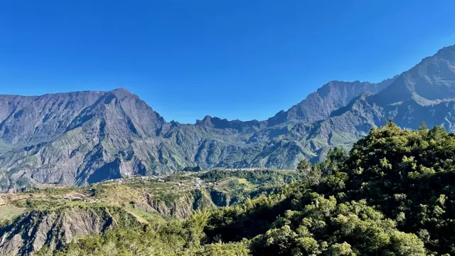 Vue globale sur le cirque de Cilaos